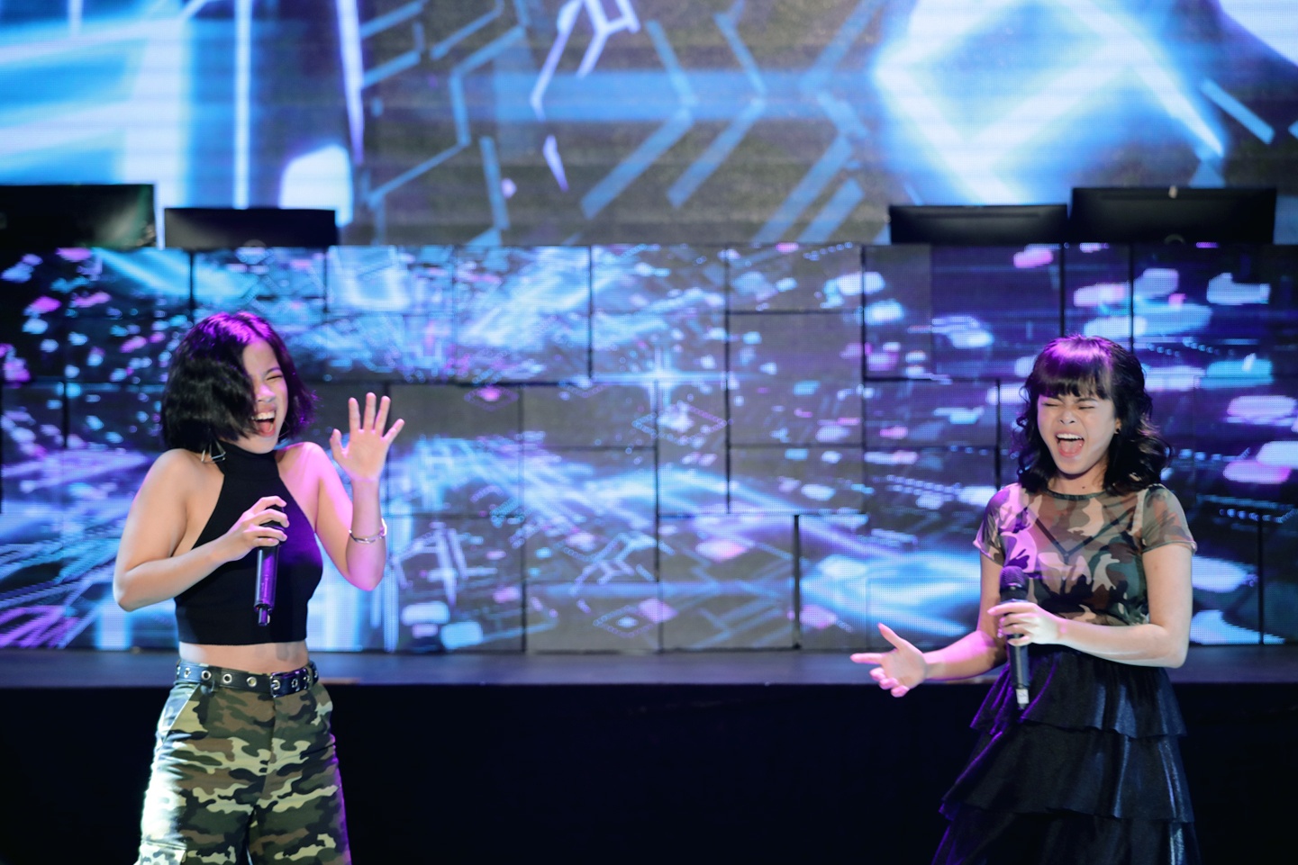 Doi dau kich tinh, 7 thi sinh vao chung ket Huda Central's Top Talent hinh anh