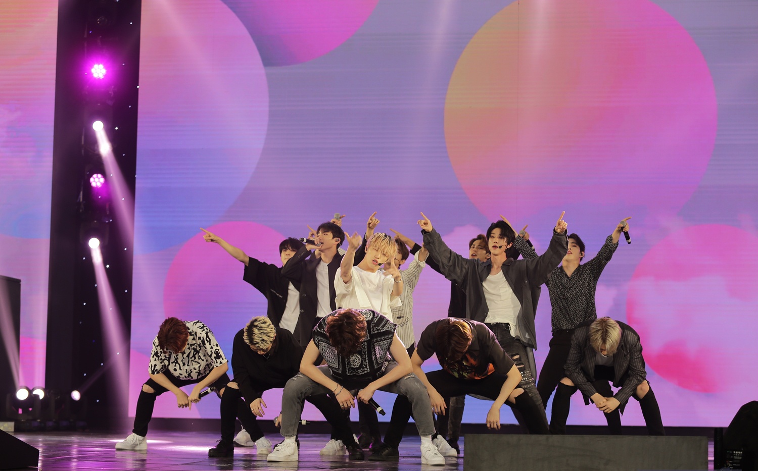 V Heartbeat Live ảnh 6 V Heartbeat Live anh 6