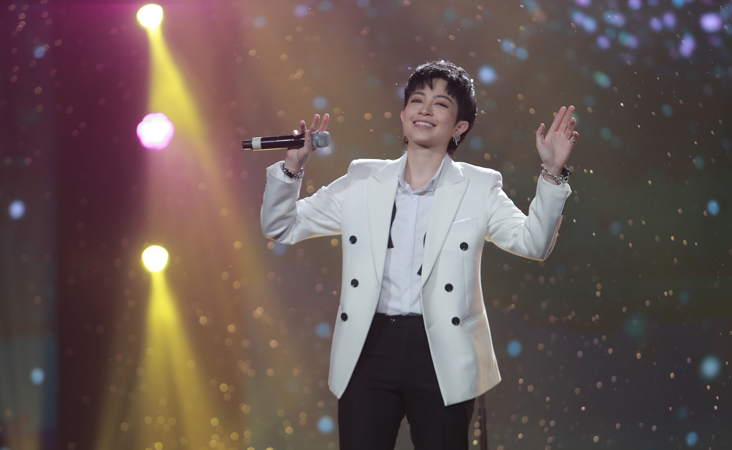 V Heartbeat Live ảnh 11 V Heartbeat Live anh 11