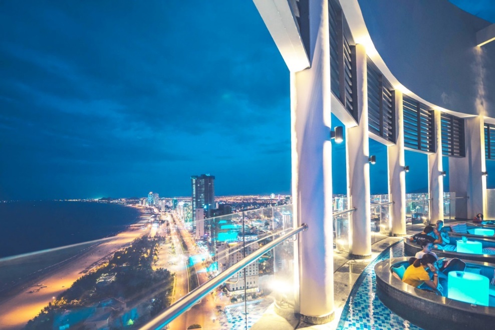 Four Points ảnh 1 Four Points anh 1