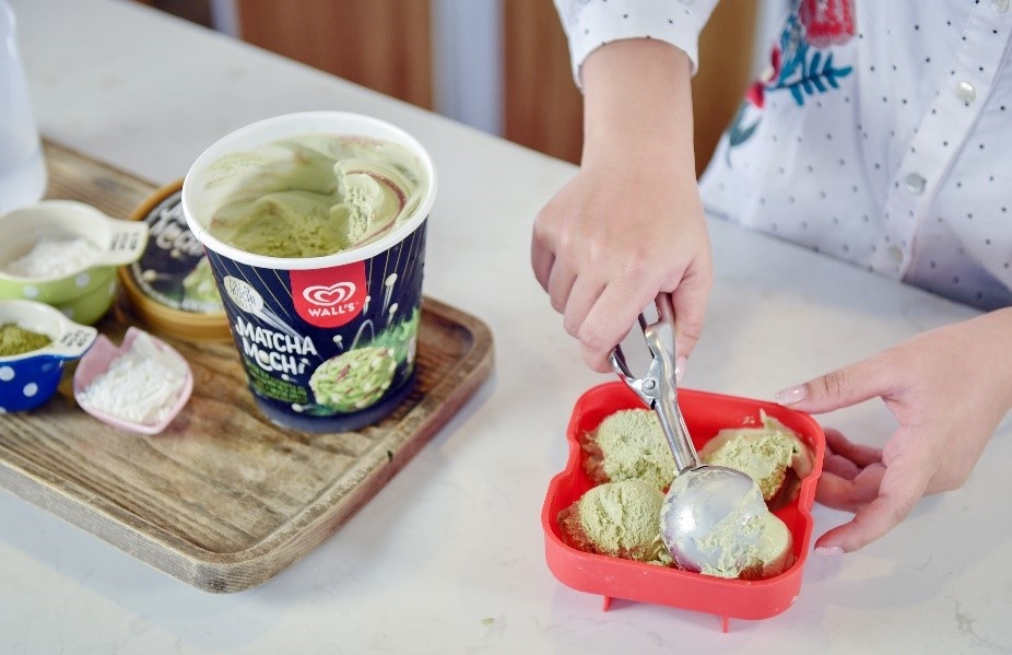 Wall’s matcha mochi dau do anh 2
