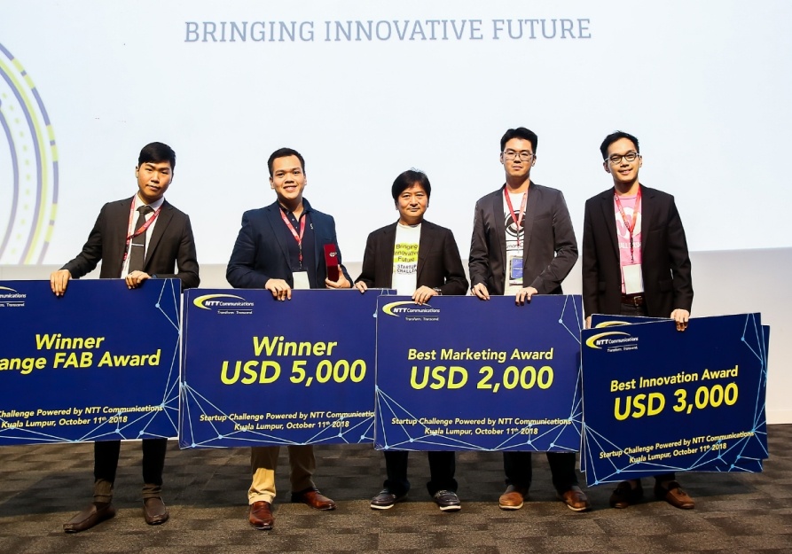 Tham gia dau truong startup quoc te, chinh phuc giai thuong 10.000 USD hinh anh