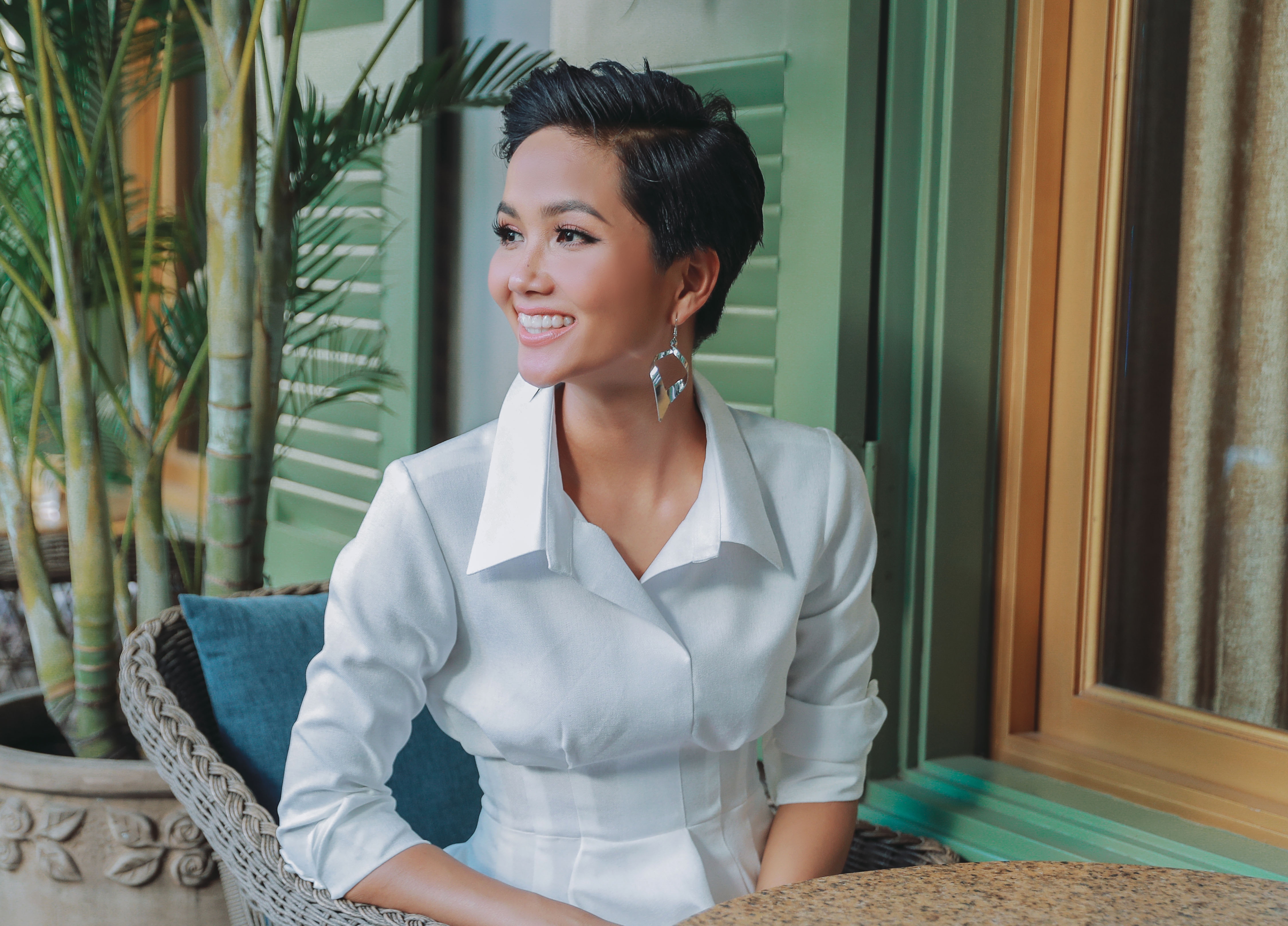 H'Hen Nie: 'Sau dang quang, khong dai gia nao nhan tin tan tinh toi' hinh anh