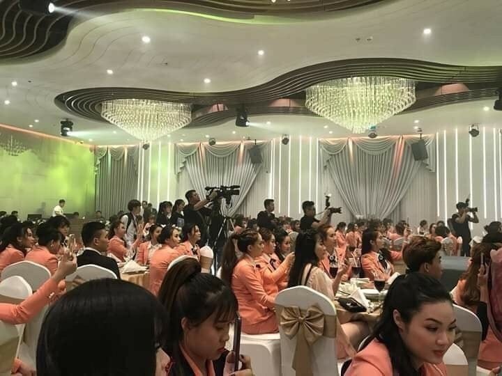 Cong ty Chanel Chau anh 3