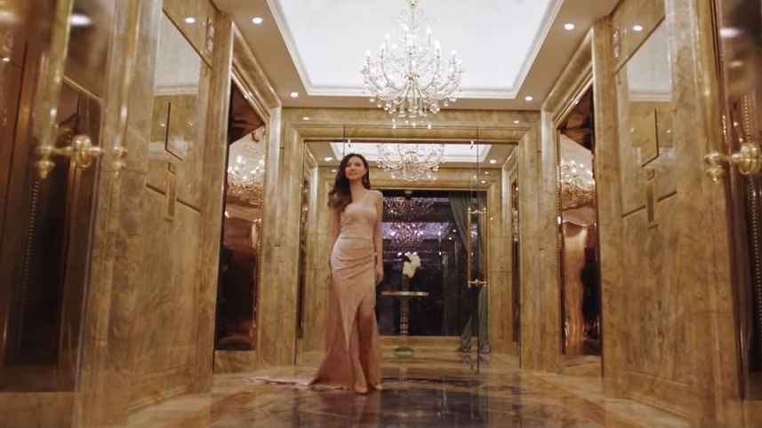 Video - Ngoi nha trong mo: hinh anh