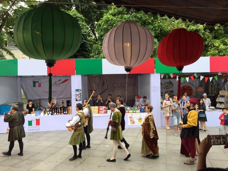 Đại sứ quán Italy ảnh 3 Dai su quan Italy anh 3