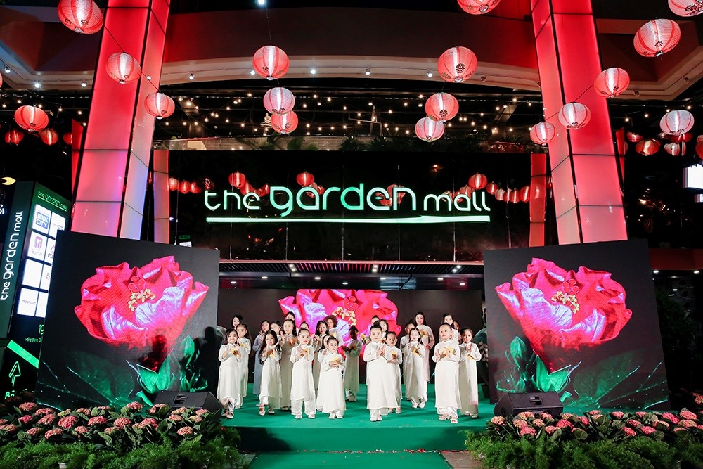 The Garden Mall anh 1