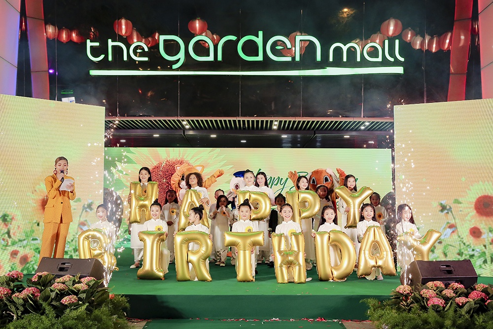 The Garden Mall nao nhiet don chao sinh nhat mot tuoi hinh anh