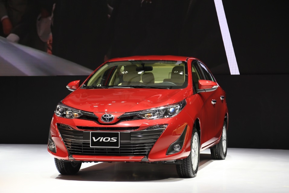 Toyota Viet Nam tang qua cho khach mua Vios trong thang 11, 12 hinh anh