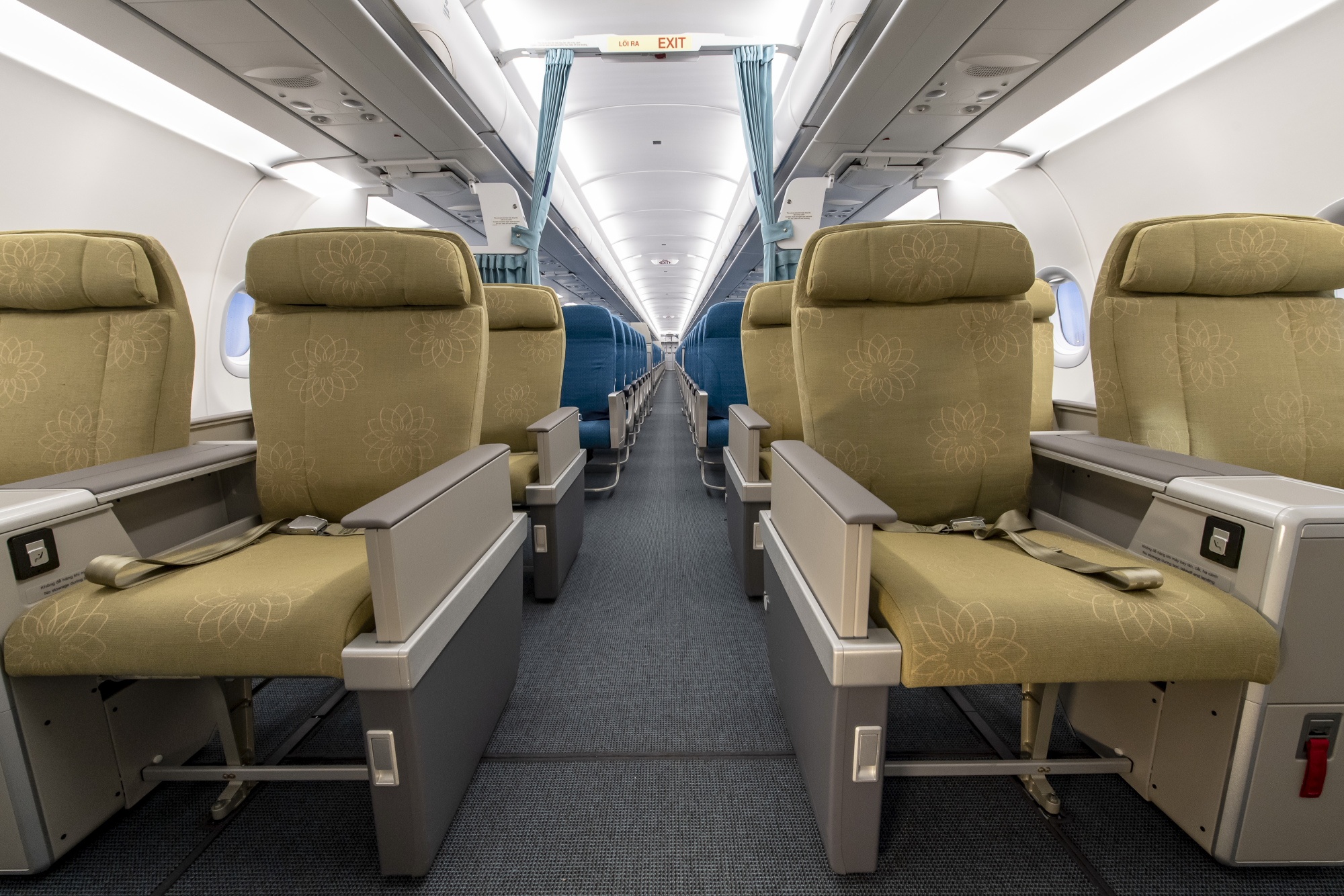 Vietnam Airlines anh 6