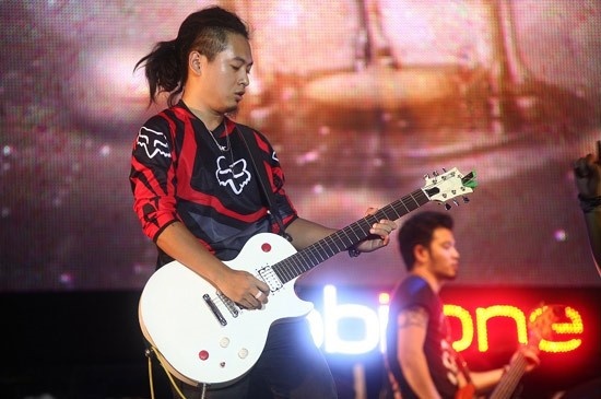 Cam hung sang tao visual arts cua anh chang cuu rocker hinh anh