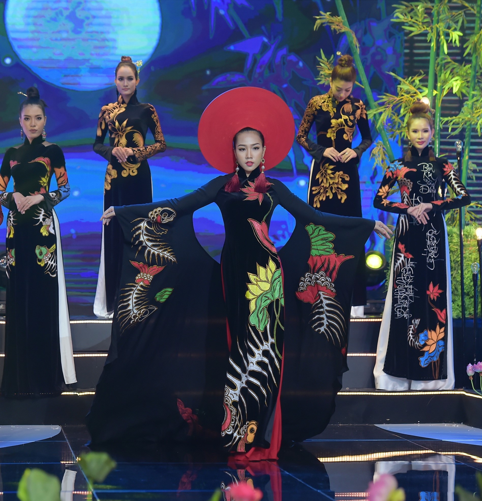 Vu dieu Dong Ho anh 4