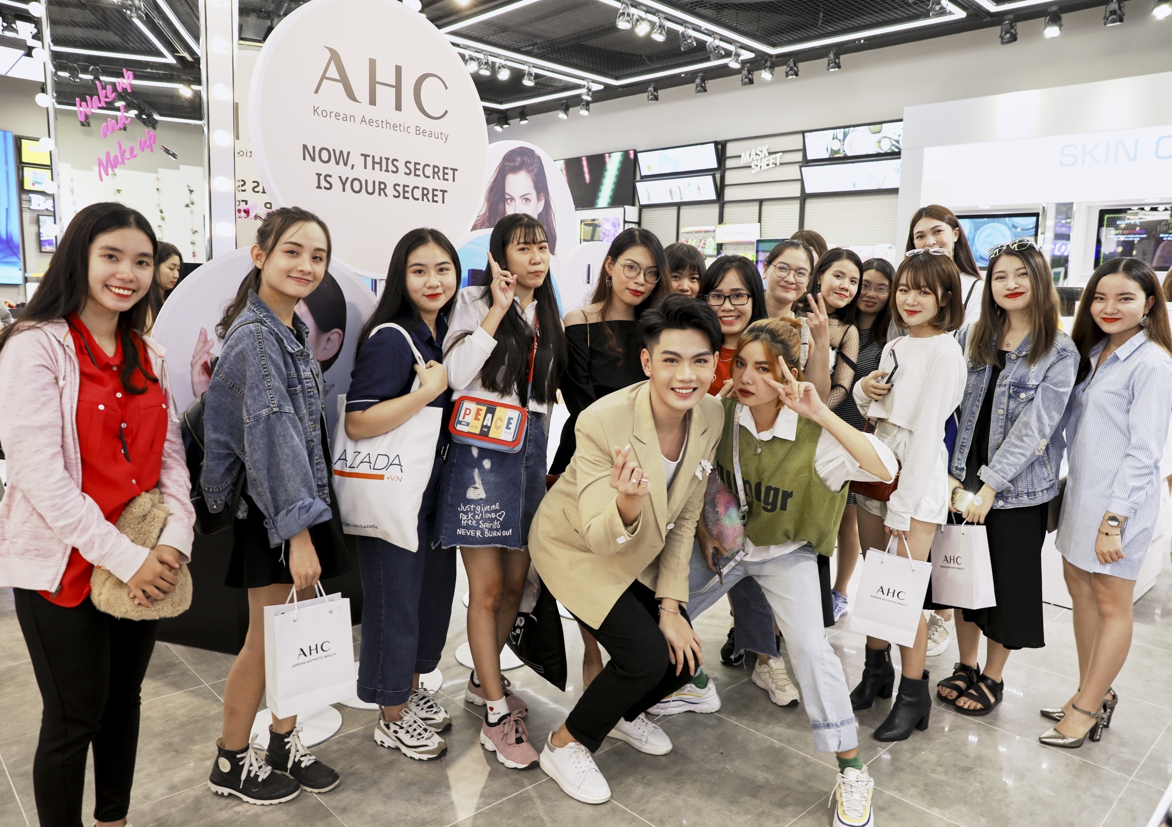 AHC ảnh 5 AHC anh 5