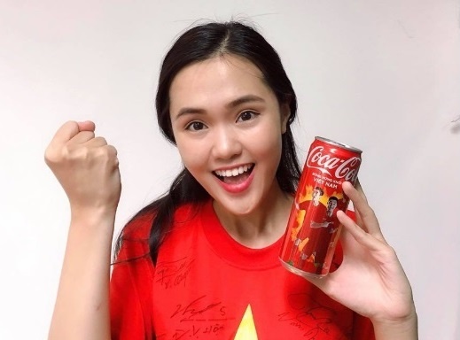 Ban gai tuyen thu quoc gia VN dong loat ‘dang dan’ co vu AFF Cup hinh anh