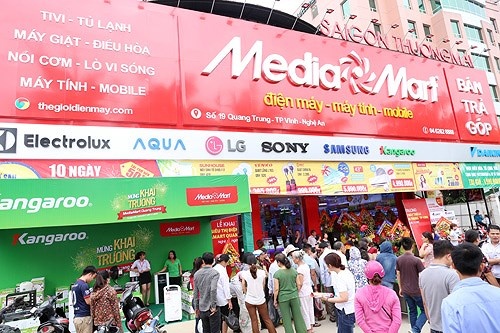 Smart TV 4K 55 inch giam con 8,99 trieu dong dip Black Friday hinh anh