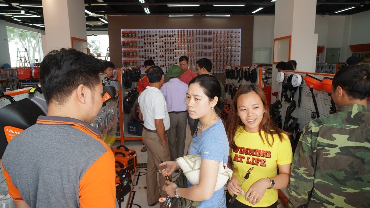 Chuoi cua hang co khi Kowon duoc long nguoi tieu dung Viet hinh anh