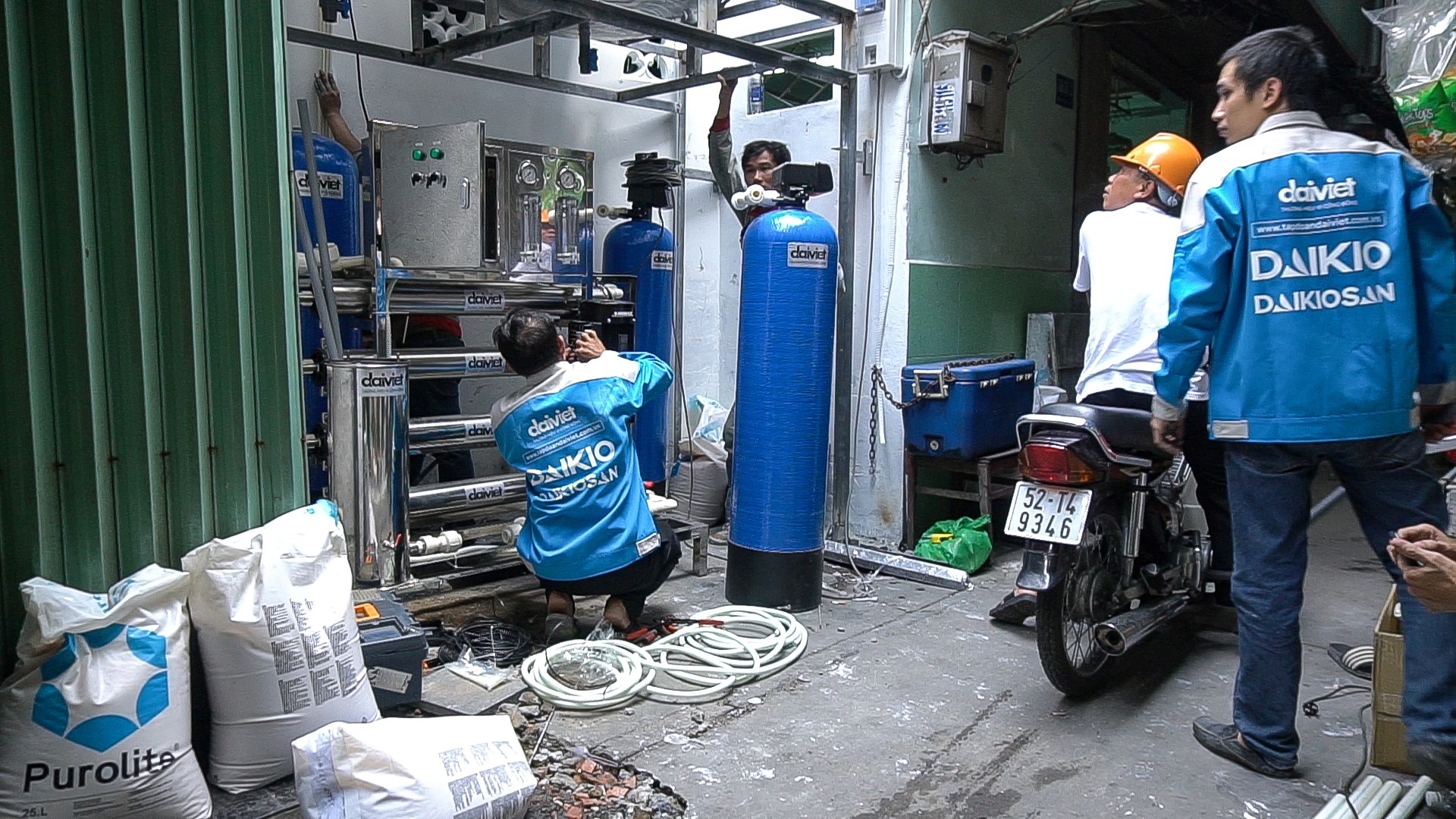 Ngay nuoc tai sinh anh 3