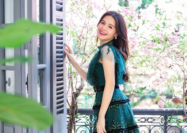 Phanh Lee: 'La phu nu, dung vi co don ma quen lam dep' hinh anh