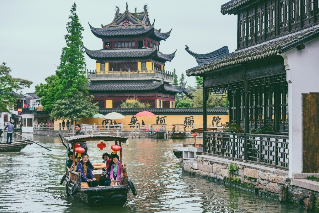 ‘23 ngay vang - ngap tran uu dai’ cung Vietravel hinh anh