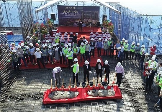 Sunshine City chinh thuc cat noc toa dau tien hinh anh
