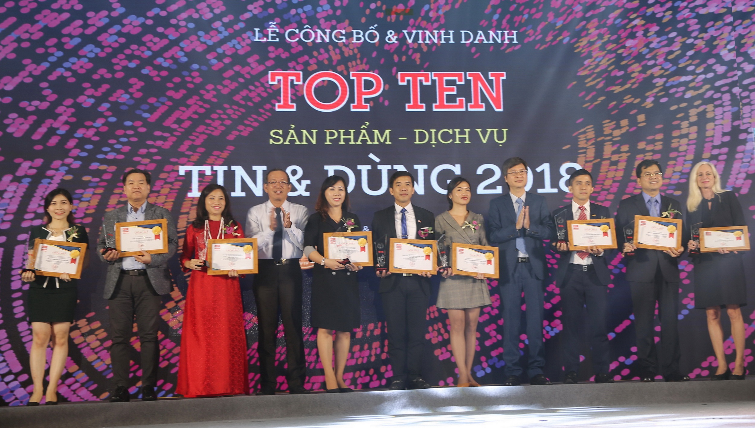BIDV vao top 10 doanh nghiep duoc nguoi tieu dung tin tuong hinh anh