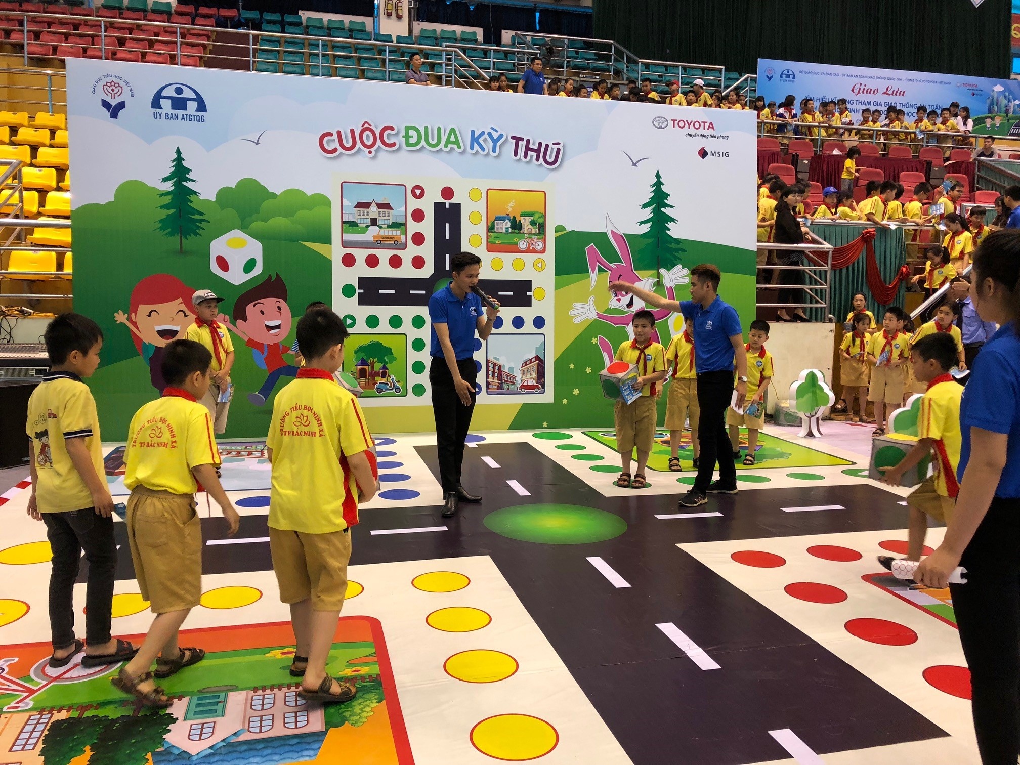 Toyota Viet Nam anh 2