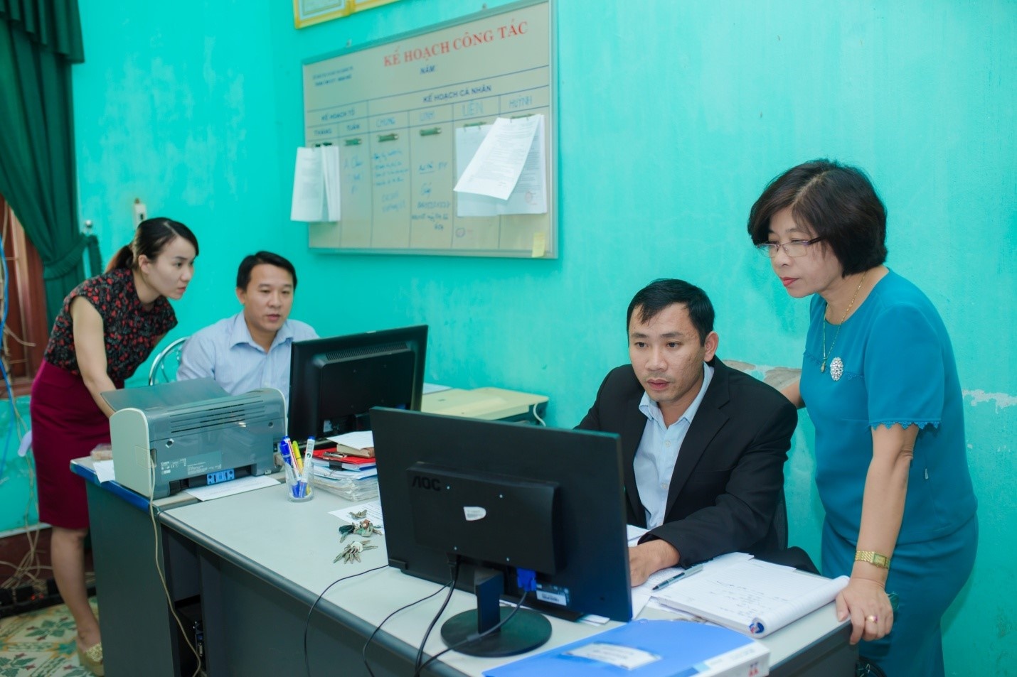 Quang Tri, Gia Lai, Vinh Long ap dung quan ly giao duc 4.0 hinh anh