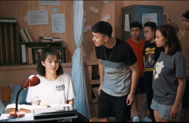 Chạy trốn thanh xuân ảnh 2 Chay tron thanh xuan anh 2