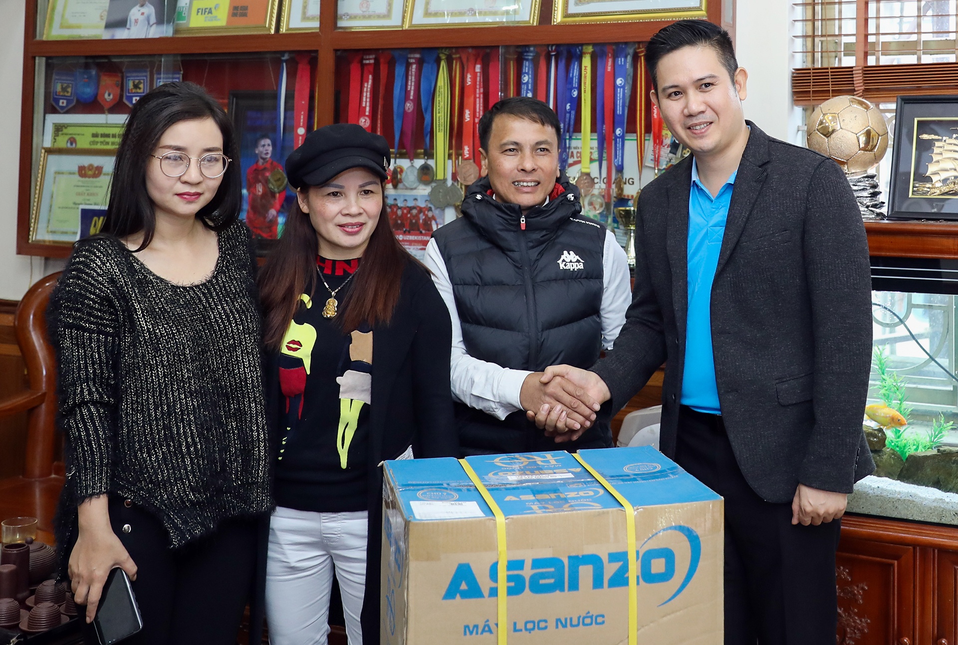 Tap doan dien tu Asanzo anh 10