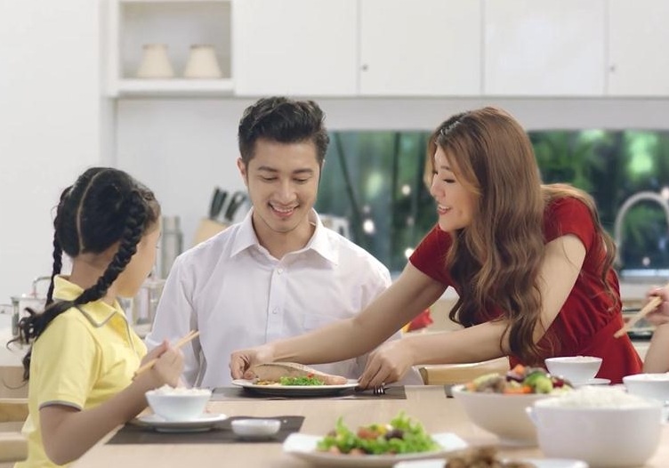 Nuoi duong hanh phuc gia dinh tu goc bep nho hinh anh