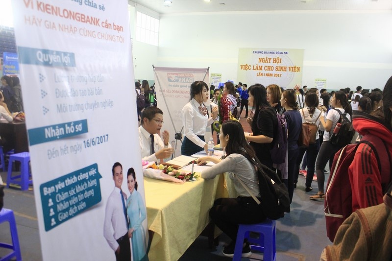 Su kien 'Job Festival' cua King Broker lot top 1 tim kiem tren Google hinh anh