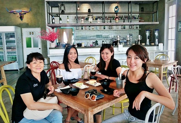 4 hoat dong yeu thich cua gioi tre Sai thanh dip Giang sinh hinh anh