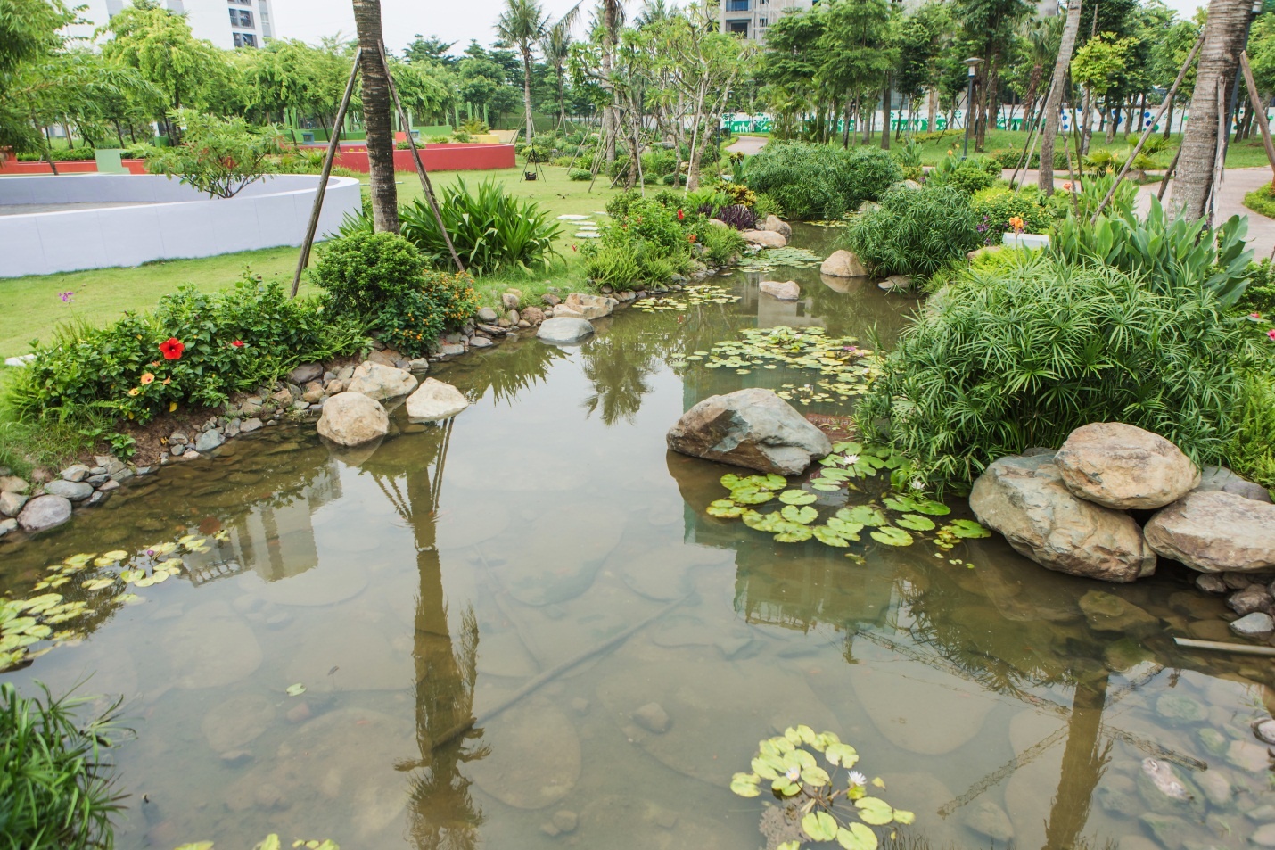 Tứ hiệp Hồng Hà Dầu khí ảnh 1 Tu hiep Hong Ha Dau khi anh 1