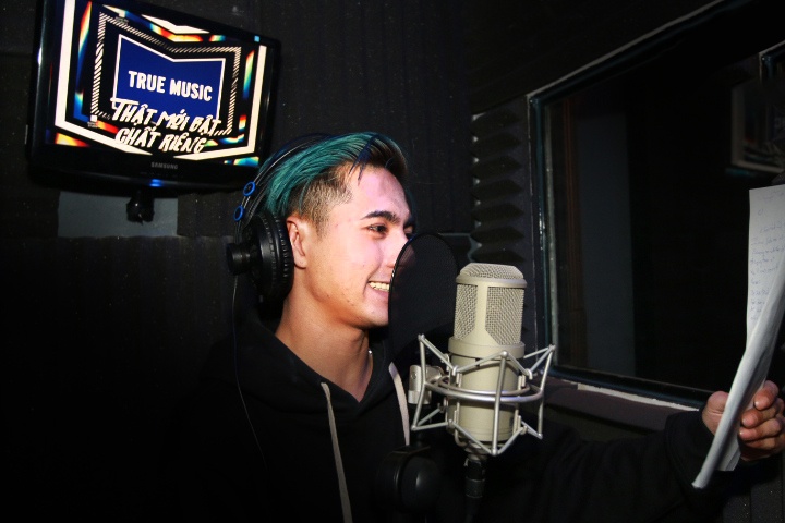 Lang LD - tu dam me b-boy den rapper trieu view hinh anh