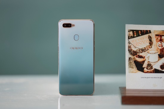 Oppo F9 ảnh 3 Oppo F9 anh 3