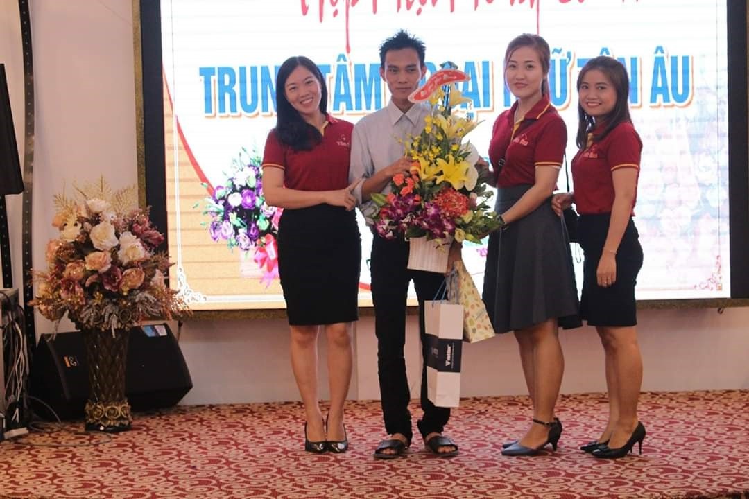 Ngoai ngu Tan Au anh 2