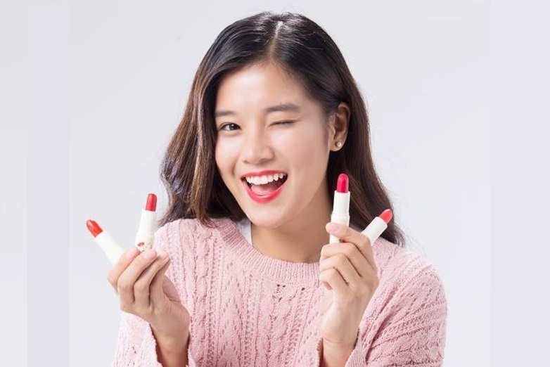 LipIce Sheer Color Fruit Juice ảnh 1 LipIce Sheer Color Fruit Juice anh 1