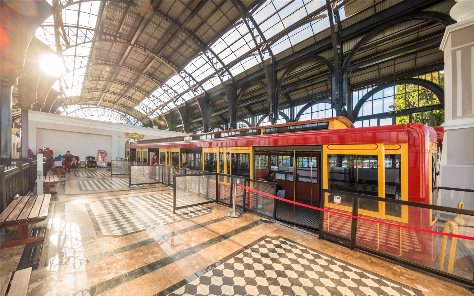 Ngam nui rung hung vi tu tau hoa leo nui Muong Hoa hinh anh