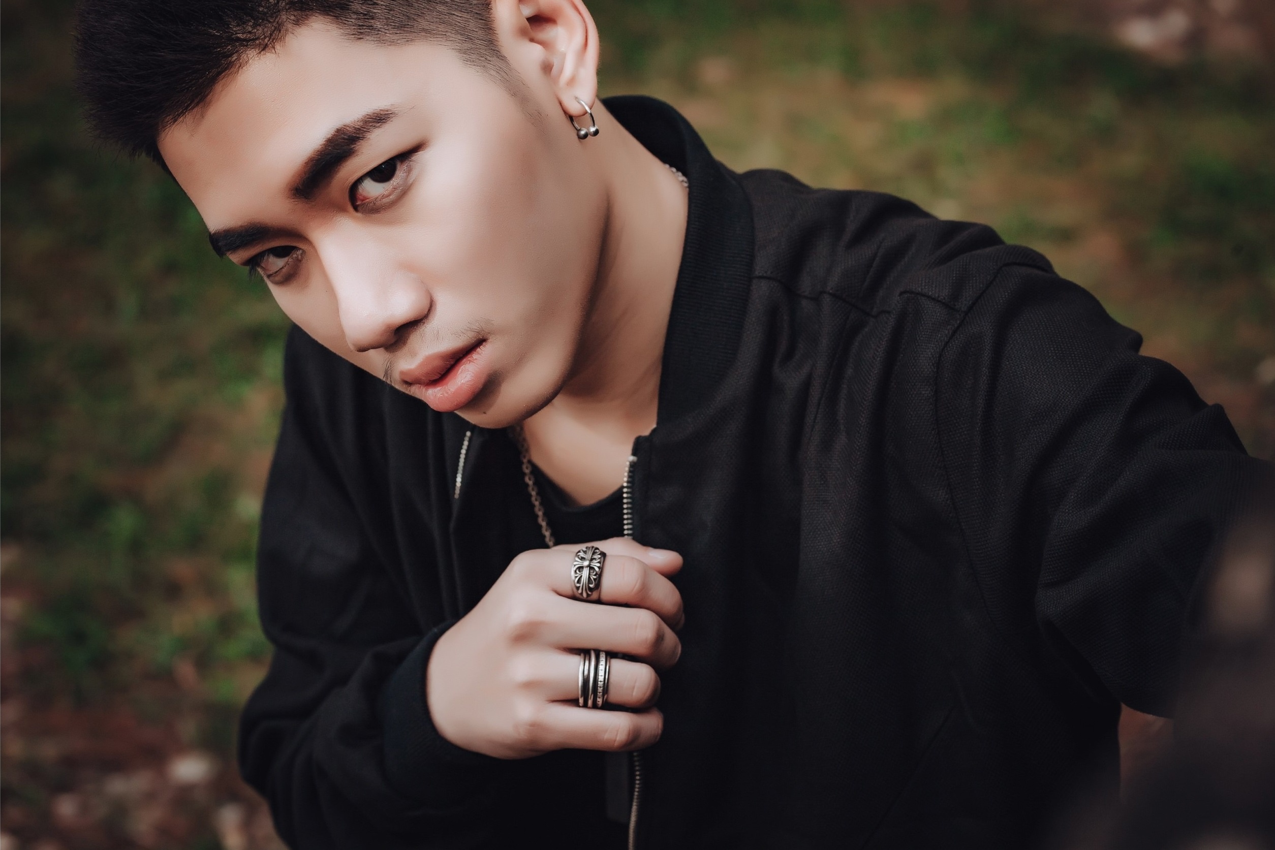 Lang nghe nuoc mat anh 2