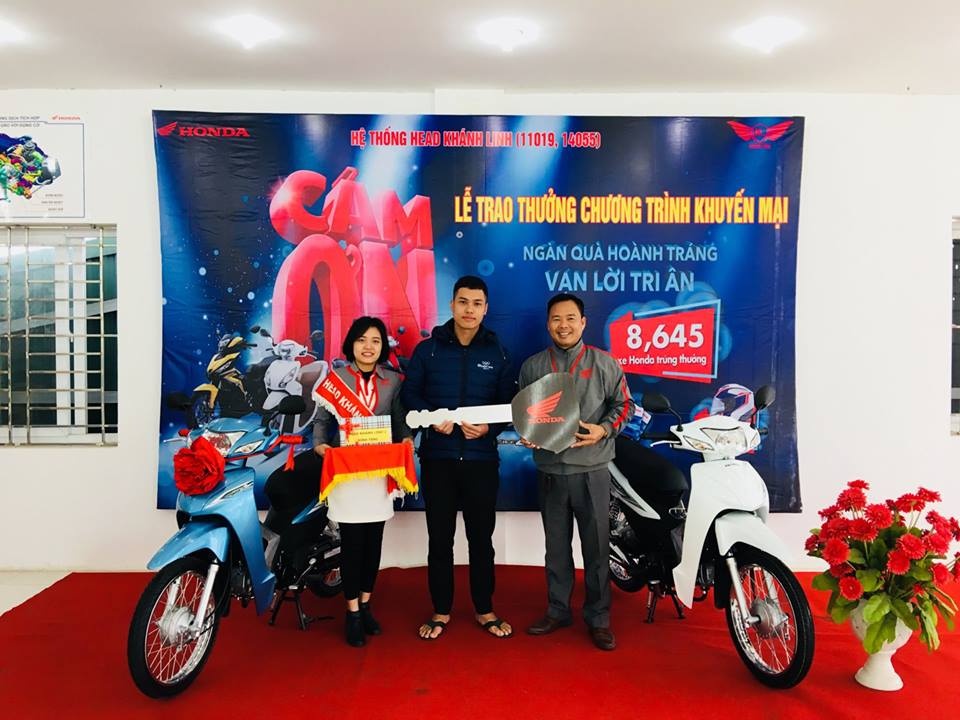 Chuong trinh tri an khach hang lon nhat nam cua Honda hinh anh