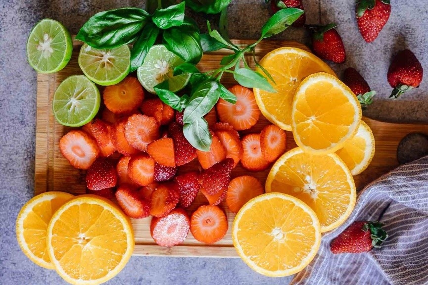 LipIce Sheer Color Fruit Juice ảnh 2 LipIce Sheer Color Fruit Juice anh 2