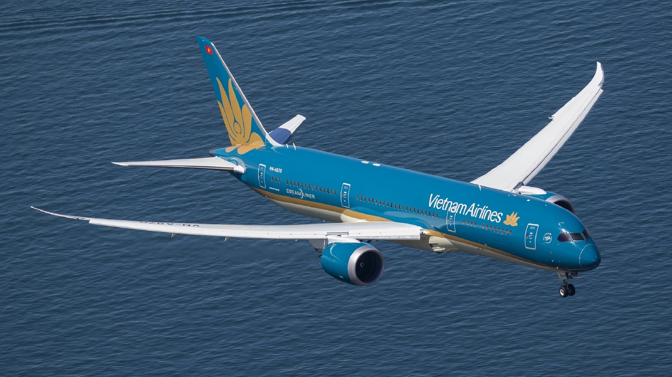 Vietnam Airlines thu ve gan 2.800 ty dong nam 2018 hinh anh