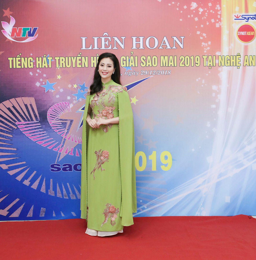 Ca sĩ Huyền Trang ảnh 5 Ca si Huyen Trang anh 5