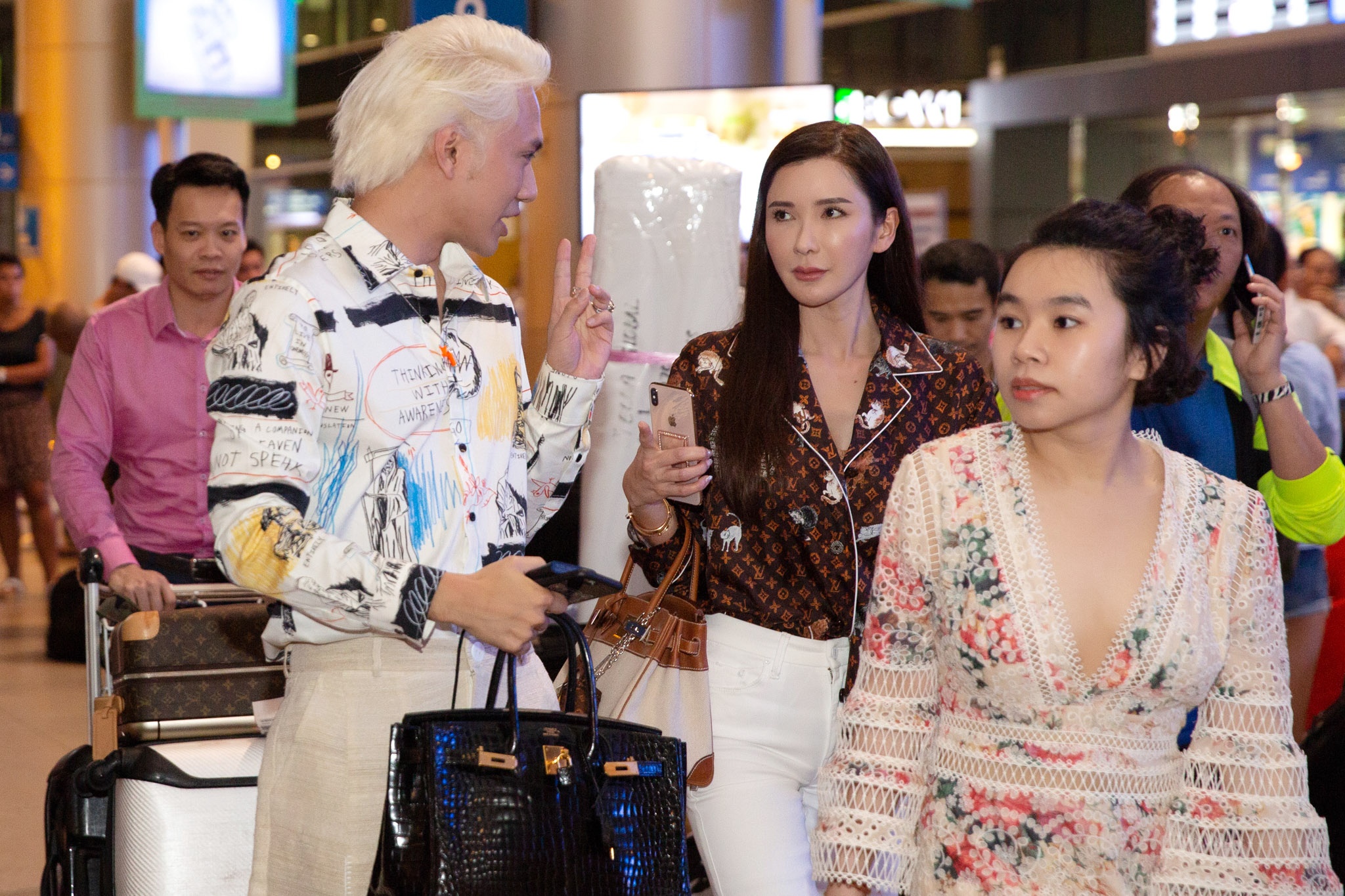 NTK Ly Qui Khanh anh 1