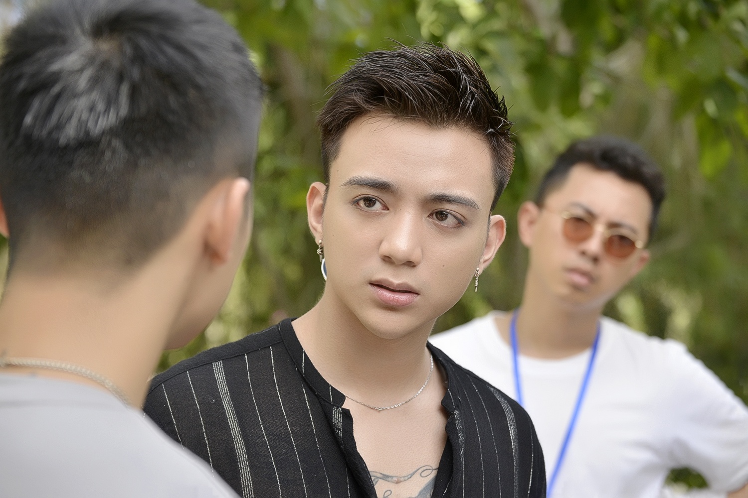 Cuong Seven quay lung voi Soobin Hoang Son trong phim 'Yolo' hinh anh