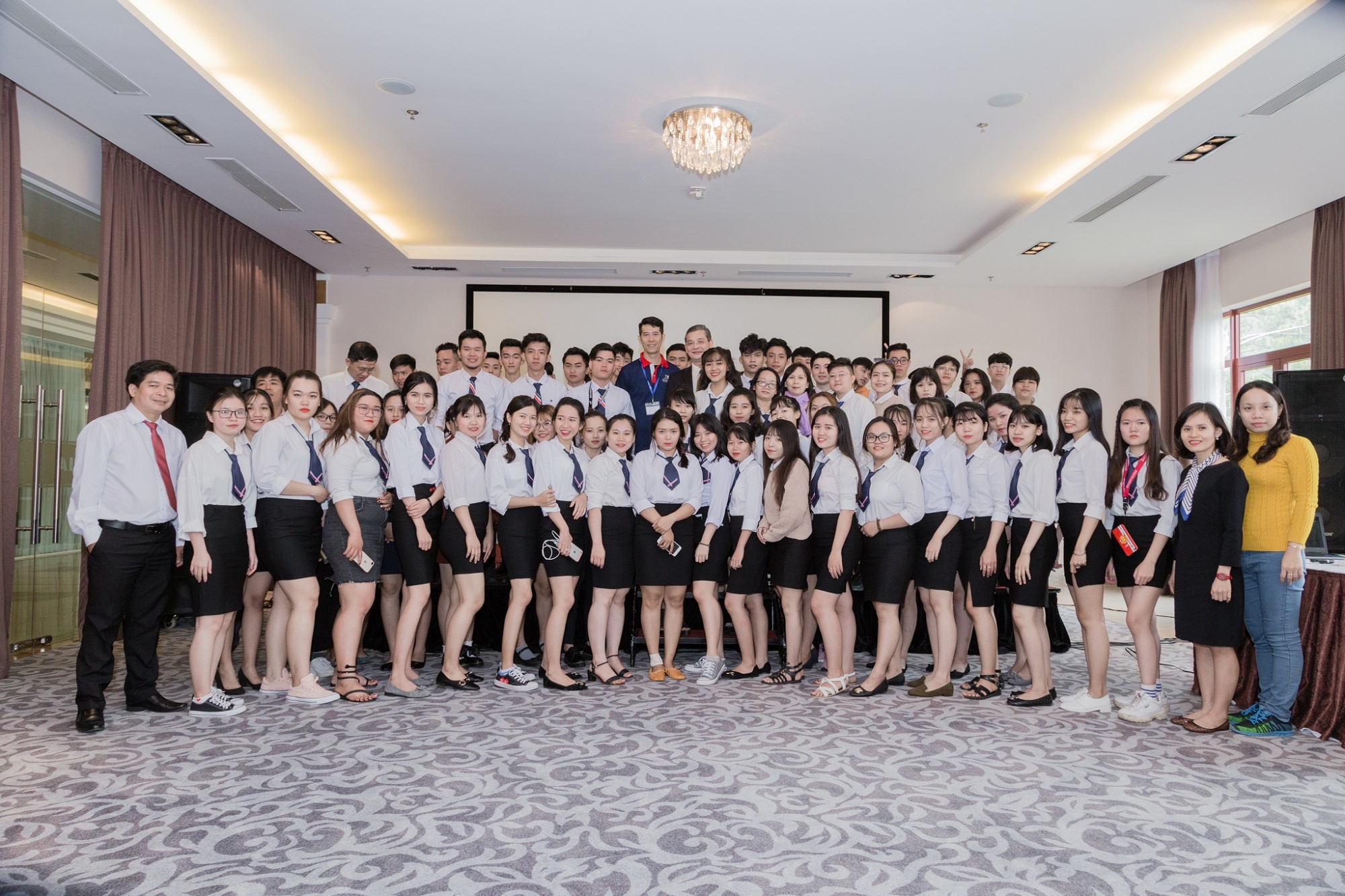 Cao dang Viet My anh 2