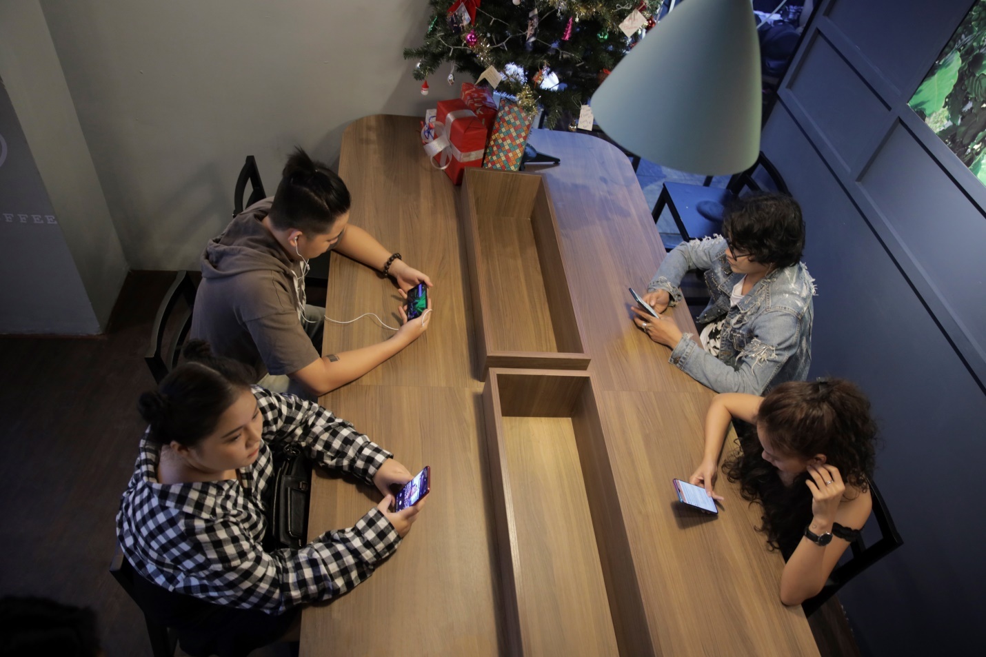 Oppo ảnh 2 Oppo anh 2