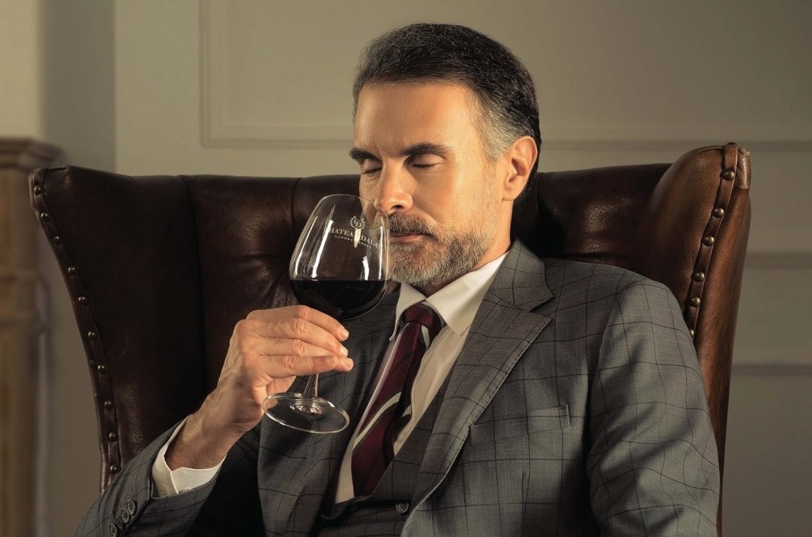 Ruou vang - thuc uong giup cuoc song phong cach hon hinh anh