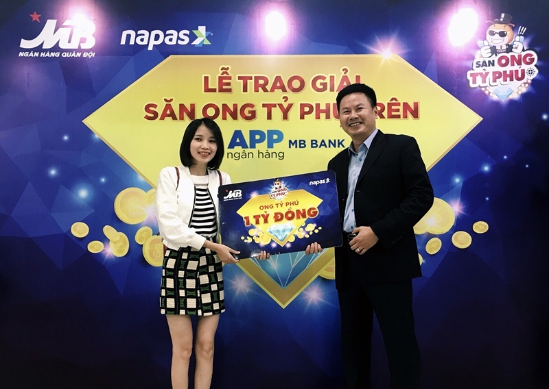 Trung 1 ty dong nho choi game tren app ngan hang MBBank hinh anh