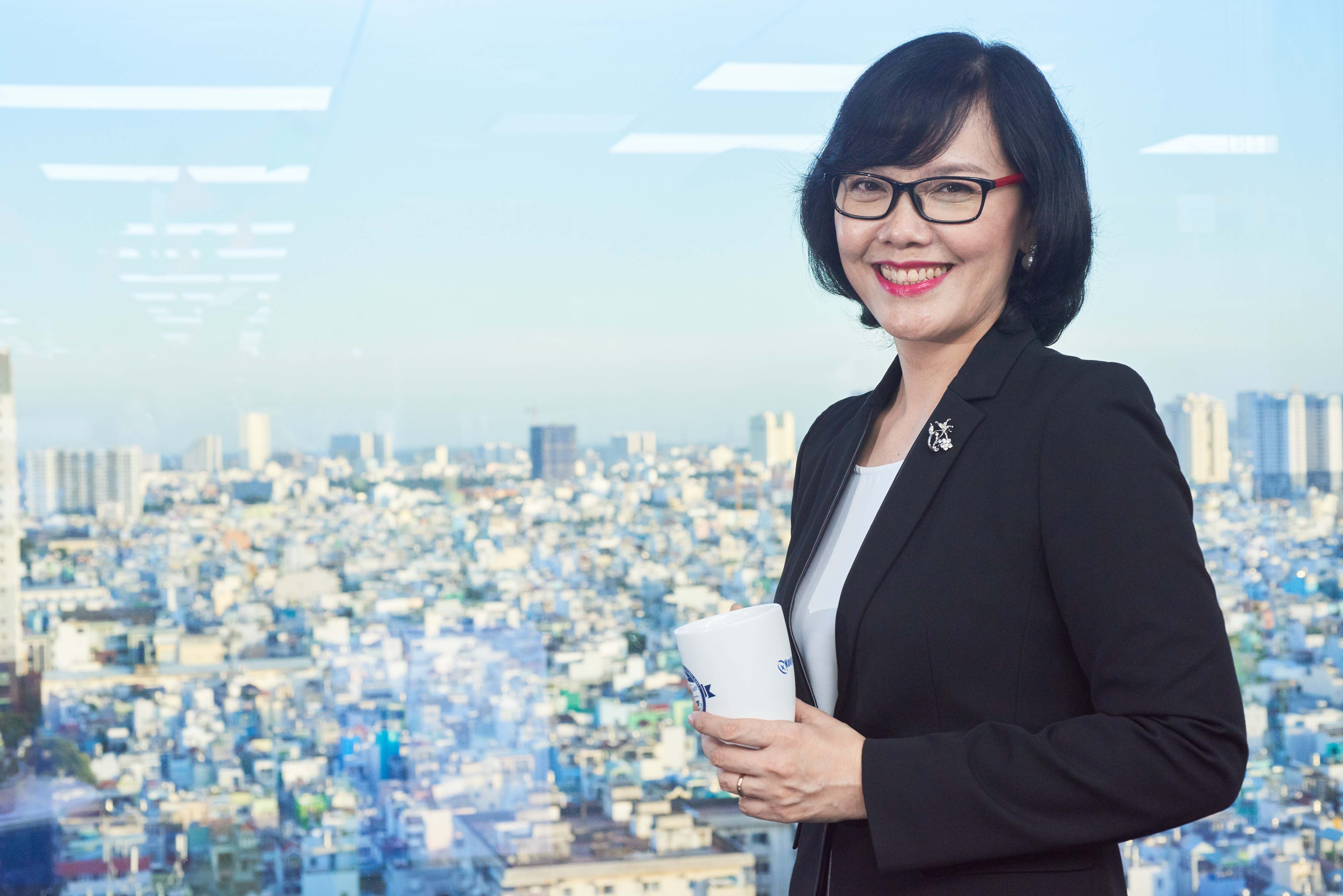 Buc tranh nhan luc nganh san xuat trong thoi dai cong nghiep 4.0 hinh anh